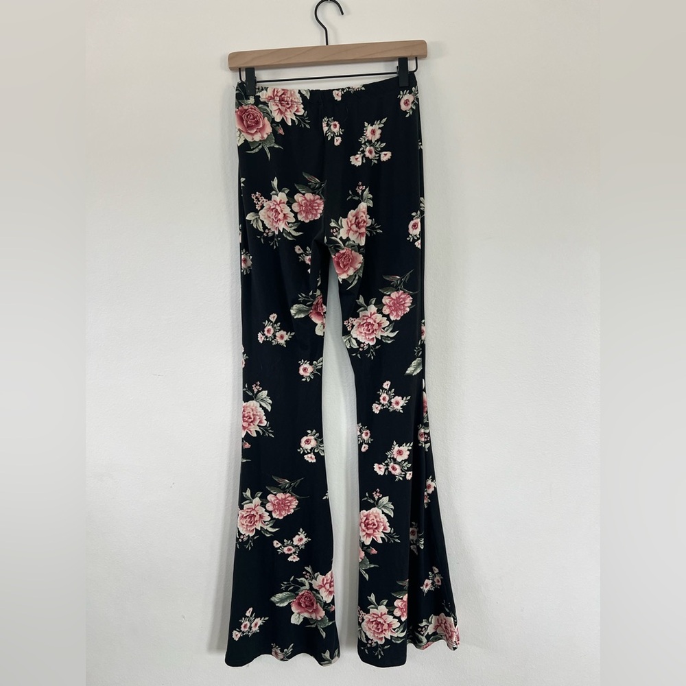 Nu Label Floral Flare Super Soft Stretchy Pants - Medium